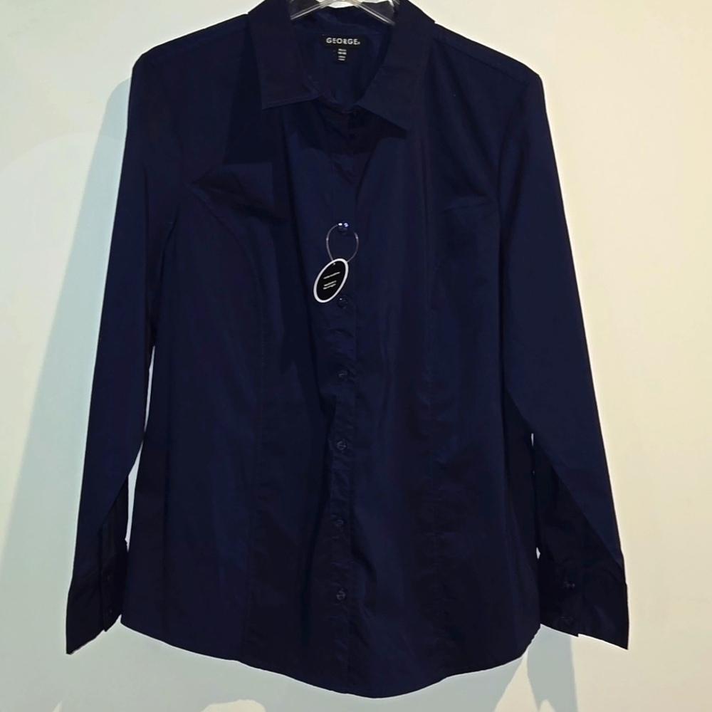 George navy blue button down top. Size XL. NWT.